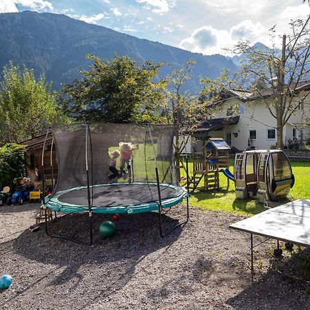 Gaestehaus Schneeberger Mayrhofen Exteriér fotografie