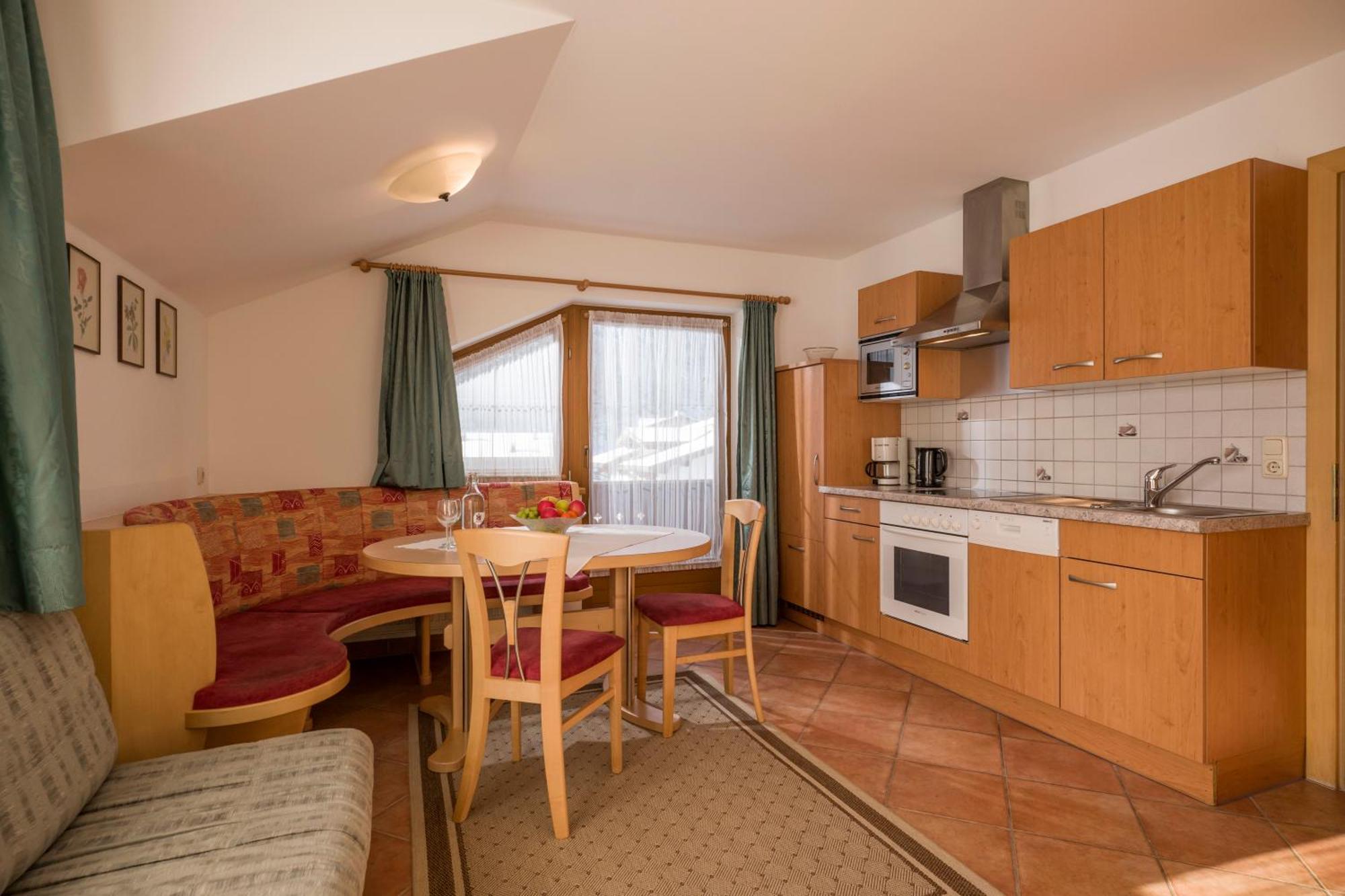 Gaestehaus Schneeberger Mayrhofen Exteriér fotografie