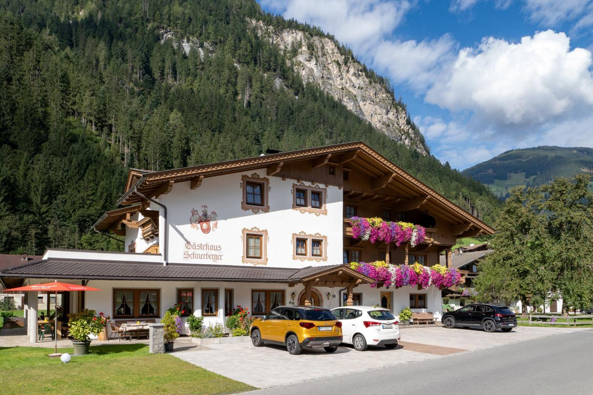 Gaestehaus Schneeberger Mayrhofen Exteriér fotografie